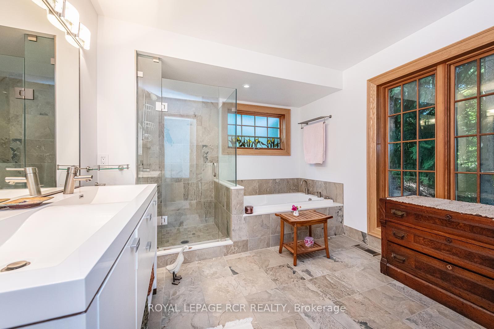 Photo 21 of 114 Kennedy Road, Caledon, Cheltenham — HOMEH