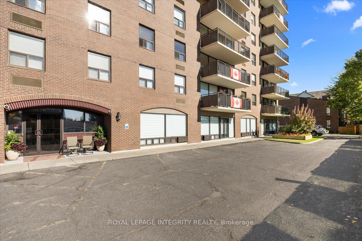Photo 4 of Unit 703, 1190 Richmond Road, Ottawa, Woodroffe — HOMEH