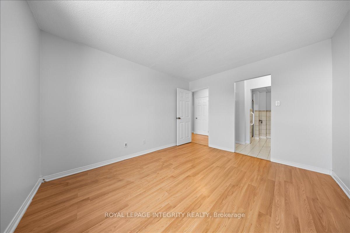Photo 15 of Unit 703, 1190 Richmond Road, Ottawa, Woodroffe — HOMEH