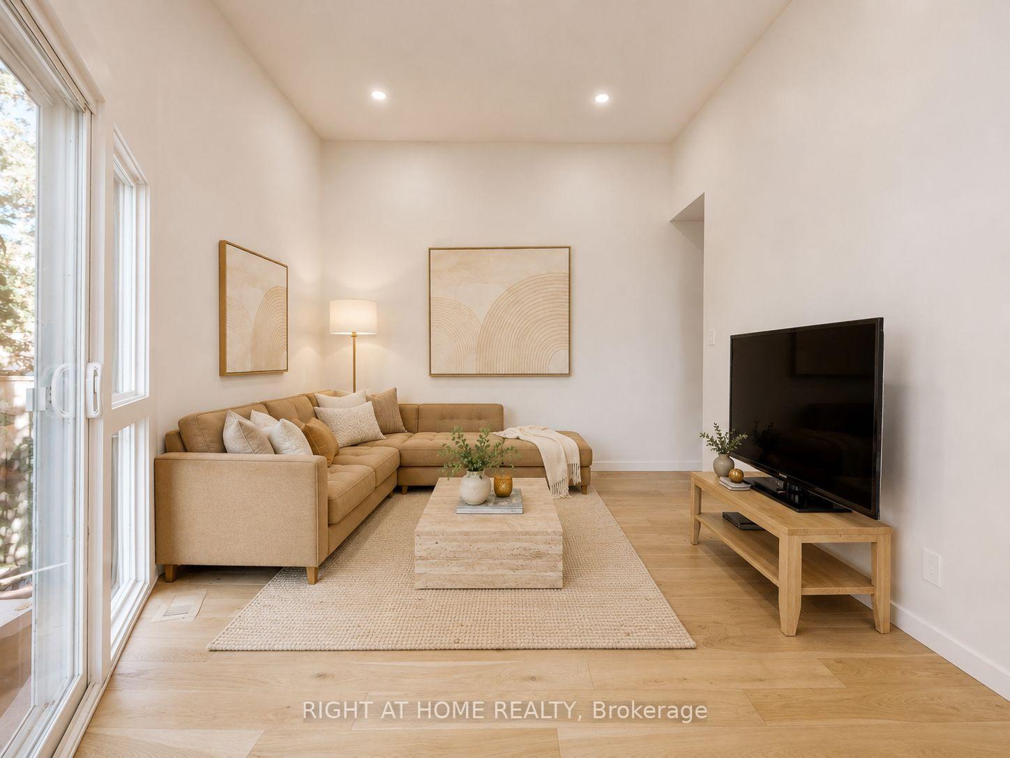 Photo 3 of Unit 6, 400 Bloor Street, Mississauga, Mississauga Valleys — HOMEH