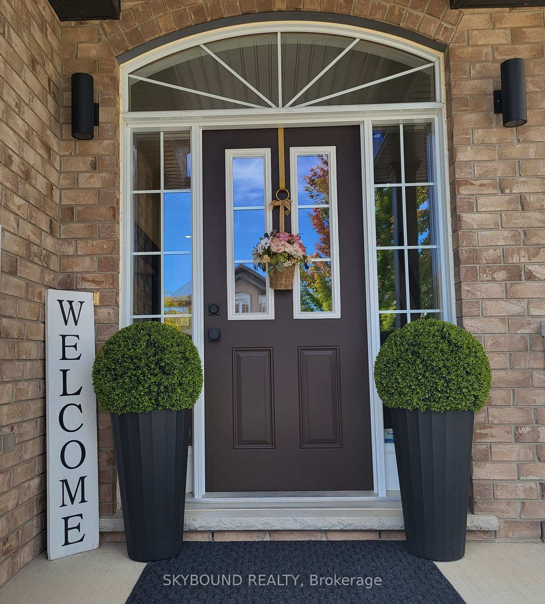Photo 2 of 344 Watervale Crescent, Kitchener, Idlewood/Lackner Woods — HOMEH