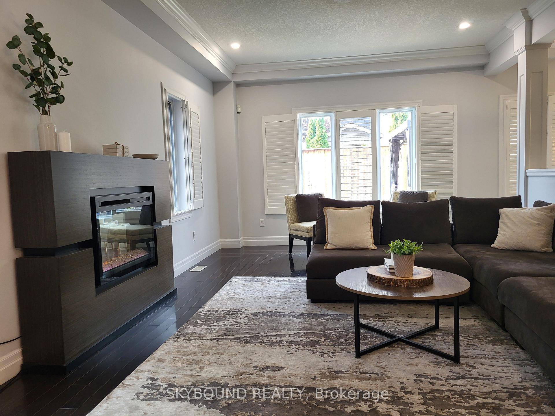 Photo 5 of 344 Watervale Crescent, Kitchener, Idlewood/Lackner Woods — HOMEH
