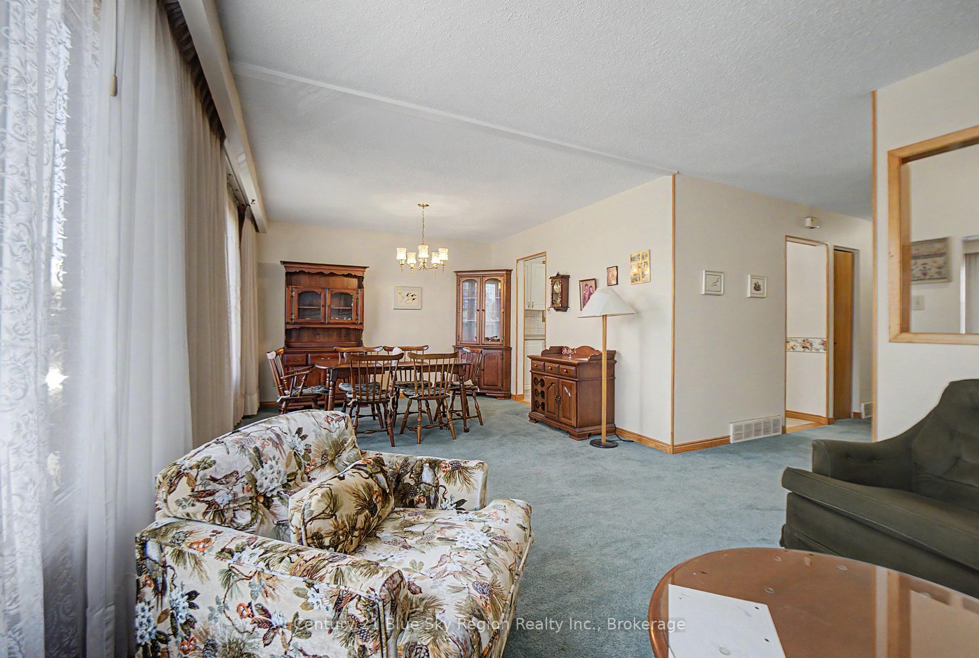 Photo 6 of 29 Beaver Crescent, North Bay, Ferris — HOMEH