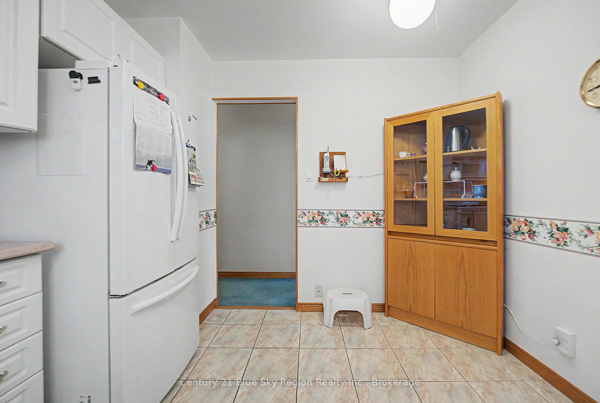 Photo 13 of 29 Beaver Crescent, North Bay, Ferris — HOMEH