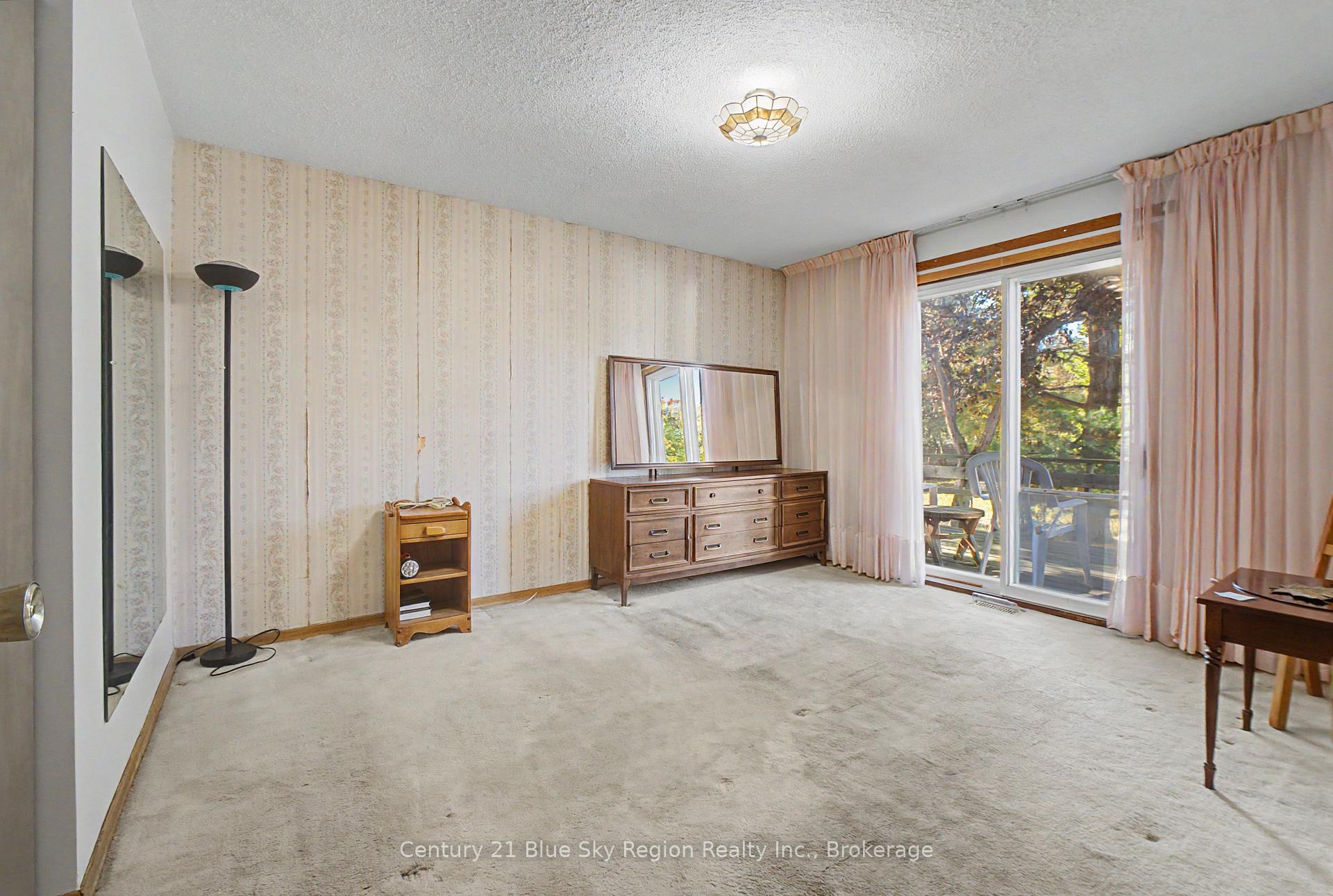 Photo 18 of 29 Beaver Crescent, North Bay, Ferris — HOMEH