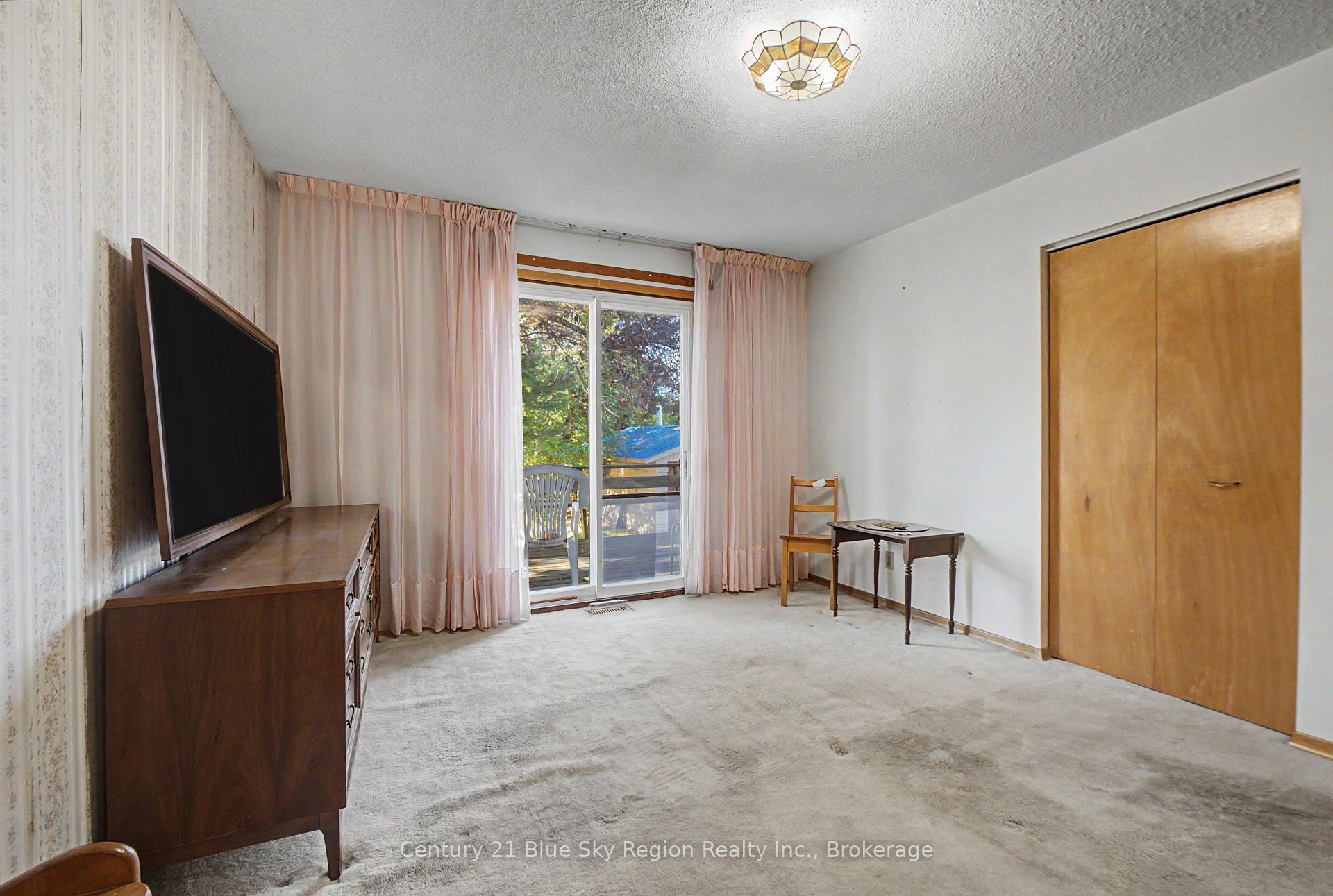 Photo 19 of 29 Beaver Crescent, North Bay, Ferris — HOMEH