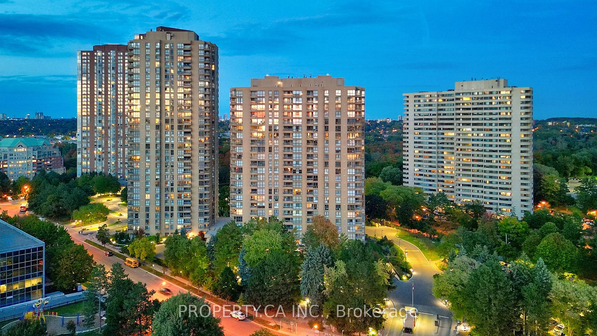 Photo 2 of Unit 1202, 1 Concorde Place, North York, Banbury-Don Mills — HOMEH