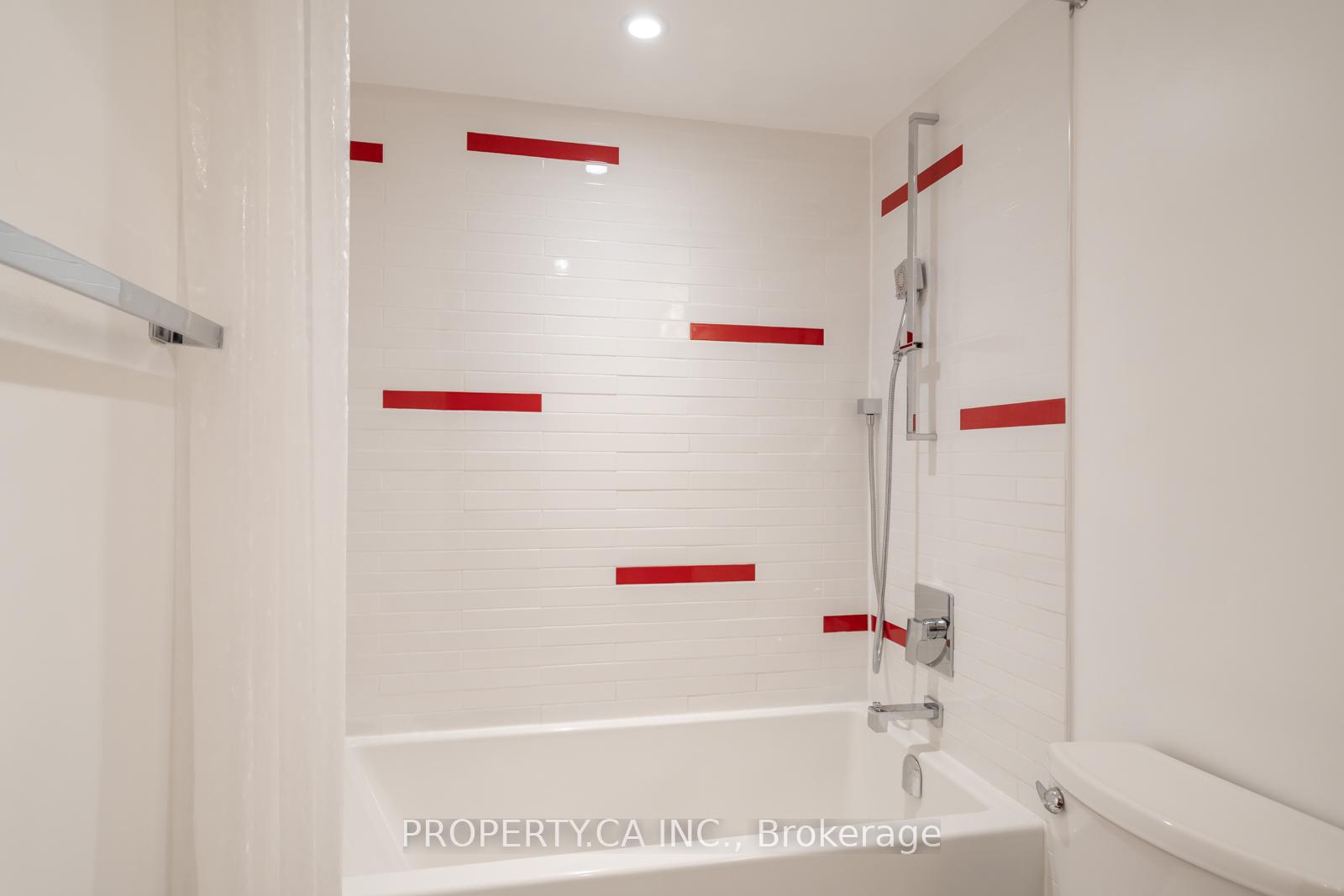 Photo 19 of Unit 1202, 1 Concorde Place, North York, Banbury-Don Mills — HOMEH