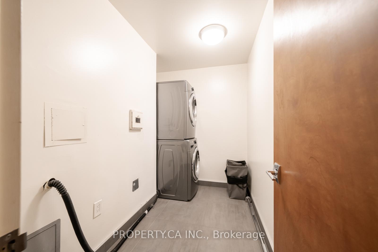Photo 28 of Unit 1202, 1 Concorde Place, North York, Banbury-Don Mills — HOMEH