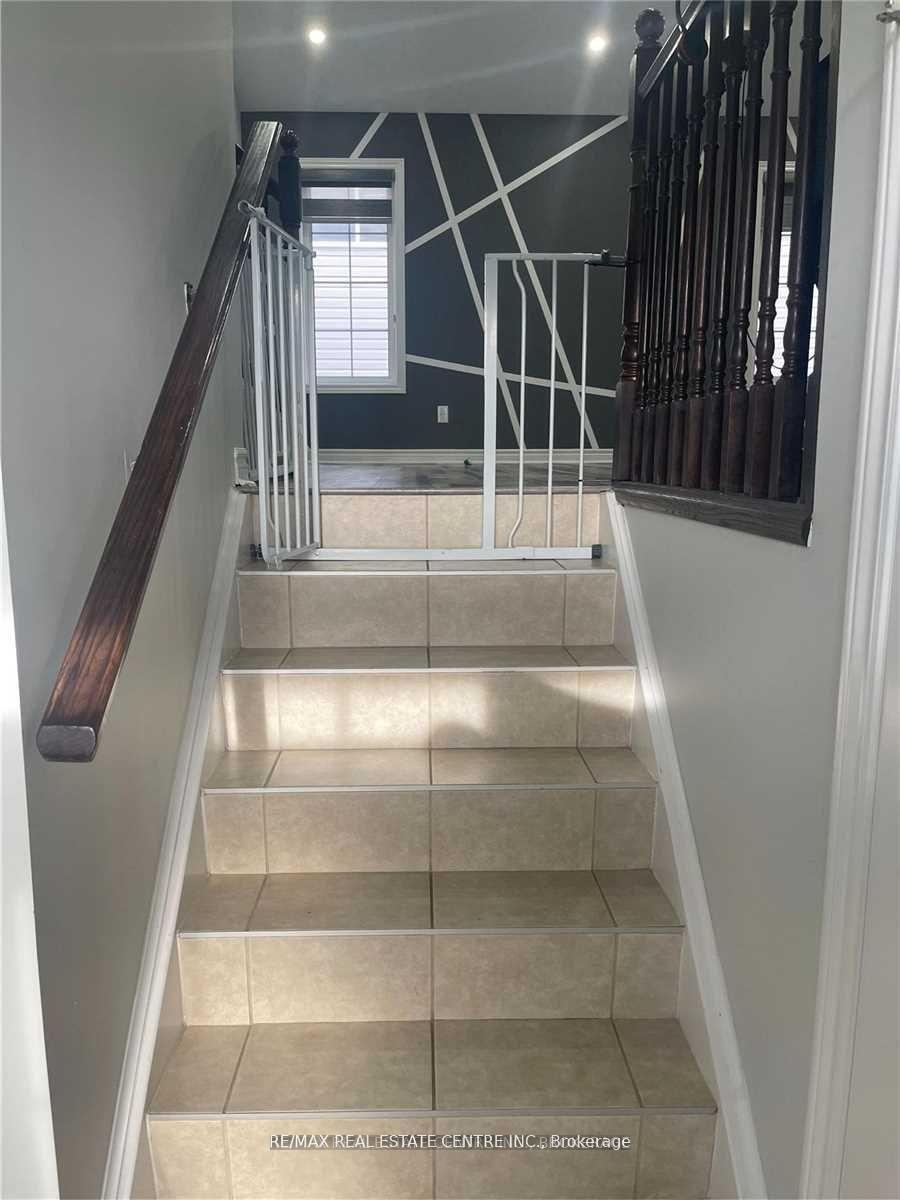 Photo 4 of Unit A, 196 Woodbine Avenue, Kitchener, Huron Park — HOMEH