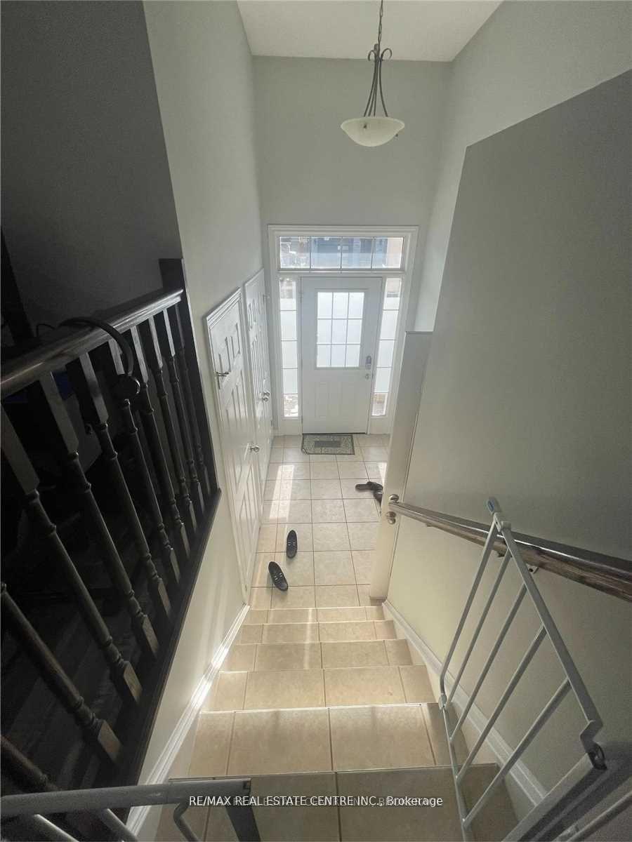 Photo 5 of Unit A, 196 Woodbine Avenue, Kitchener, Huron Park — HOMEH