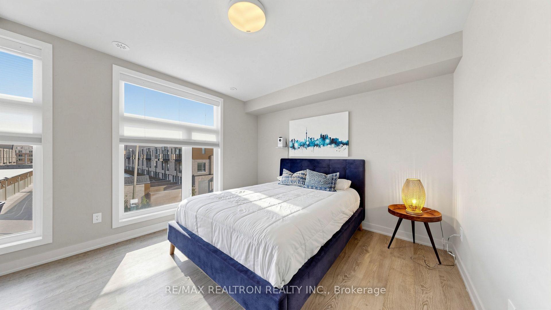 Photo 30 of 48 Hooyo Terrace, Toronto, Englemount-Lawrence — HOMEH