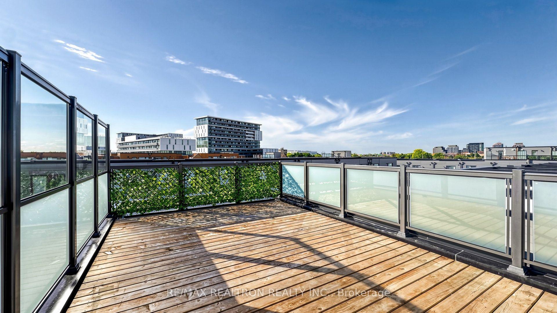 Photo 52 of 48 Hooyo Terrace, Toronto, Englemount-Lawrence — HOMEH