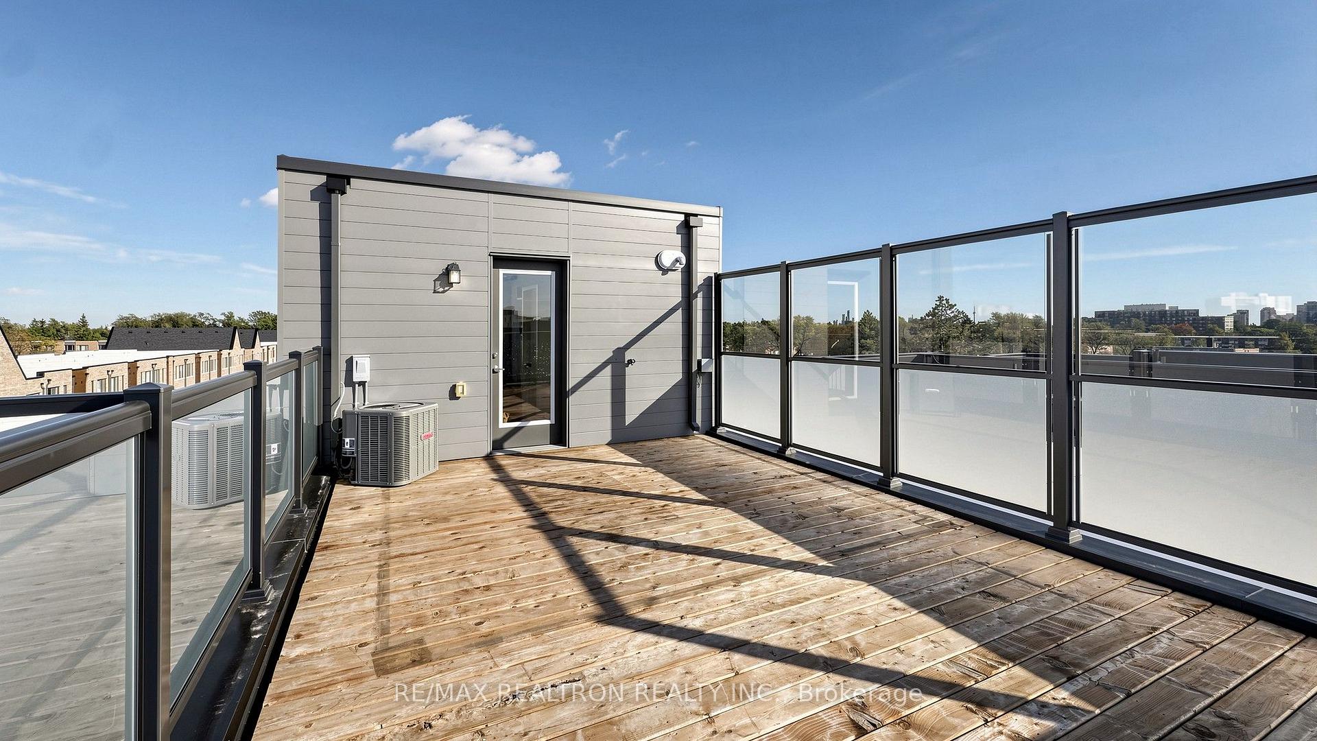 Photo 53 of 48 Hooyo Terrace, Toronto, Englemount-Lawrence — HOMEH