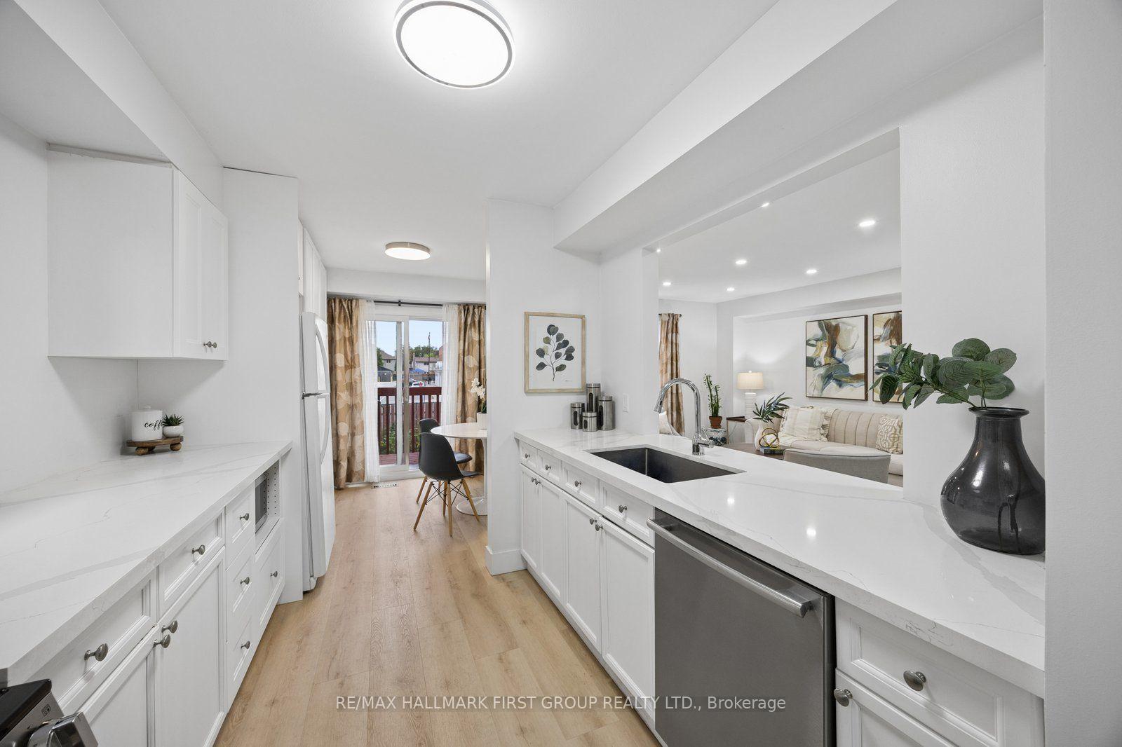 Photo 11 of 4 Lowder Place, Whitby, Blue Grass Meadows — HOMEH