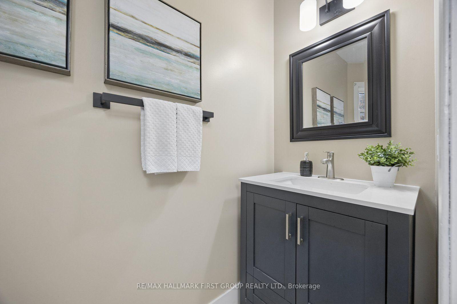 Photo 16 of 4 Lowder Place, Whitby, Blue Grass Meadows — HOMEH