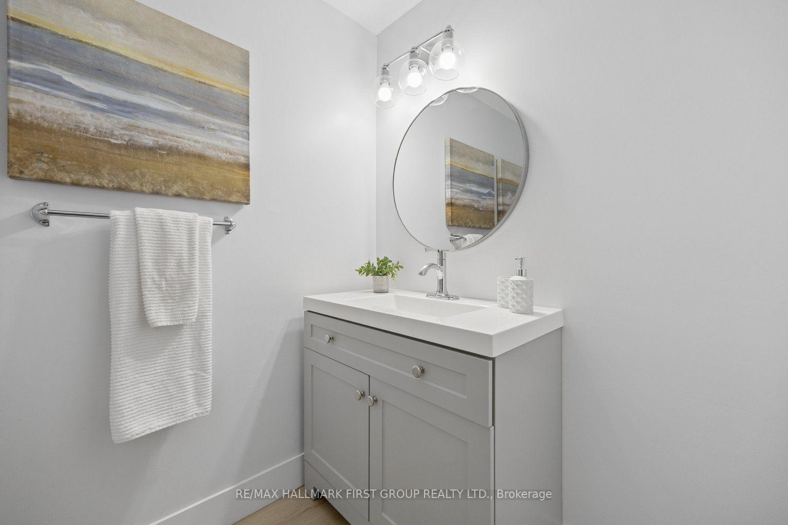 Photo 21 of 4 Lowder Place, Whitby, Blue Grass Meadows — HOMEH