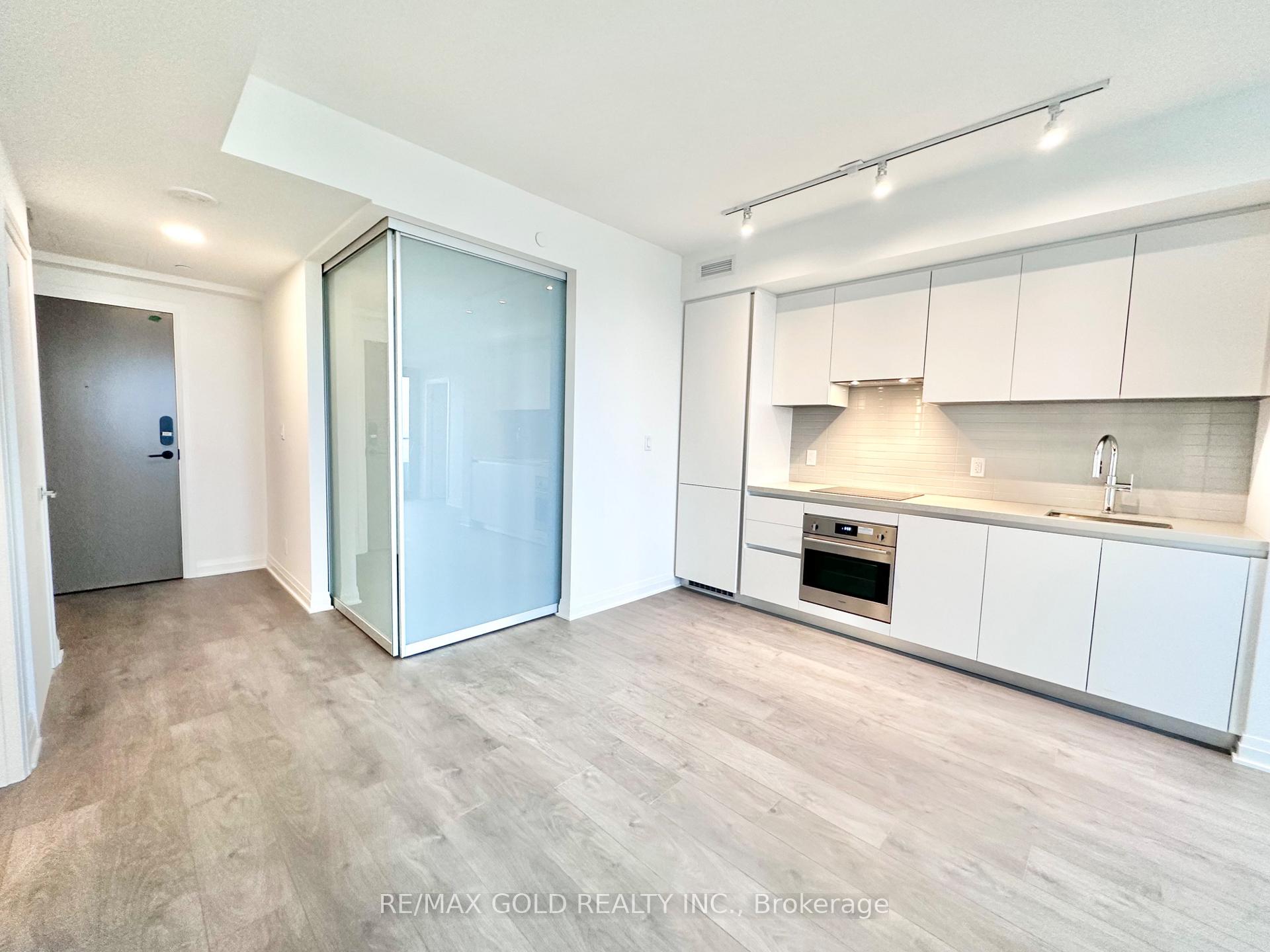 Photo 4 of Unit 5103, 4015 The Exchange, Mississauga, City Centre — HOMEH