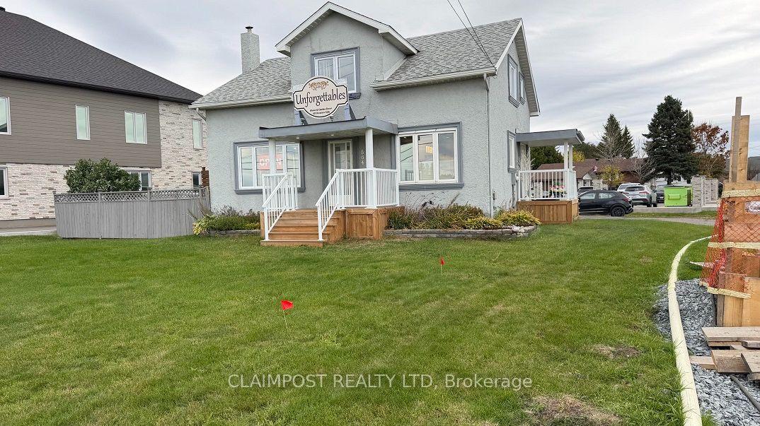 Photo 5 of 864 Riverside Drive, Timmins, MTJ - Main Area — HOMEH