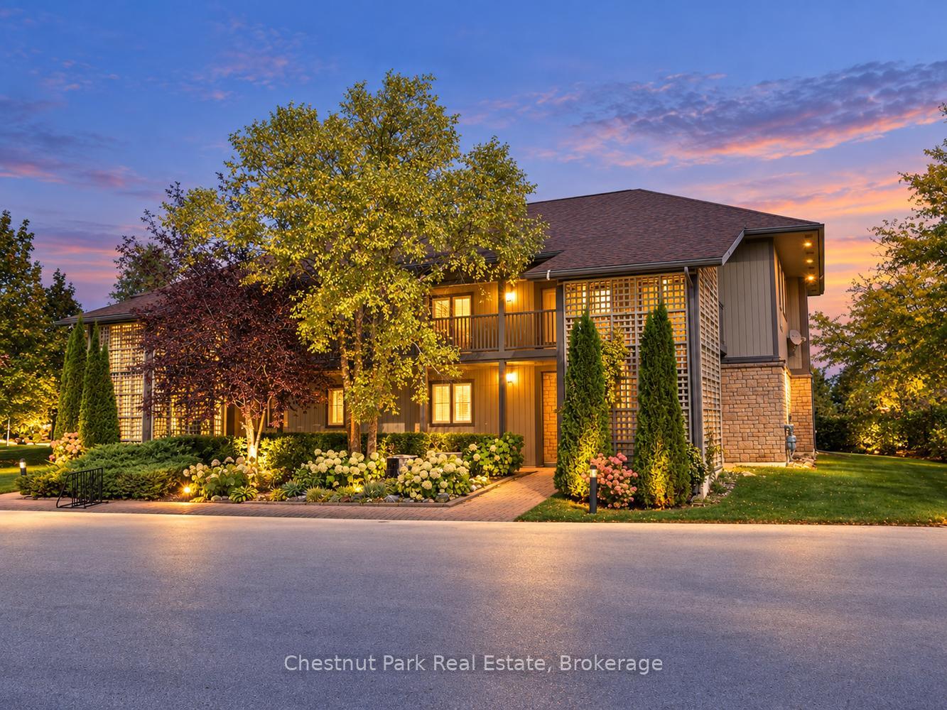 Photo of 658 Johnston Park Avenue
