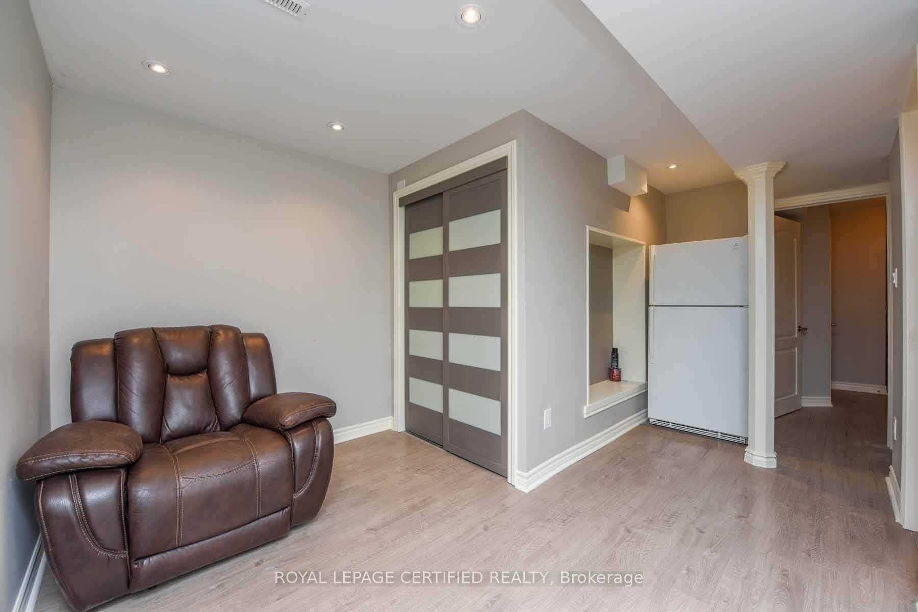 Photo 8 of Unit BSMT, 3498 Bala Drive, Mississauga, Churchill Meadows — HOMEH
