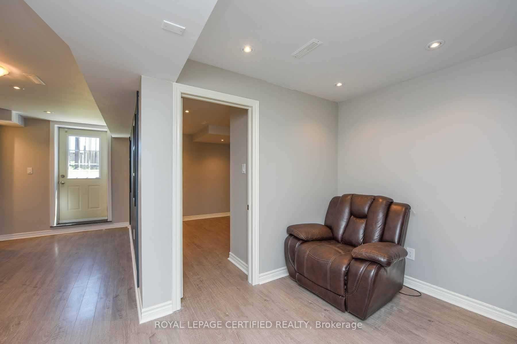 Photo 9 of Unit BSMT, 3498 Bala Drive, Mississauga, Churchill Meadows — HOMEH