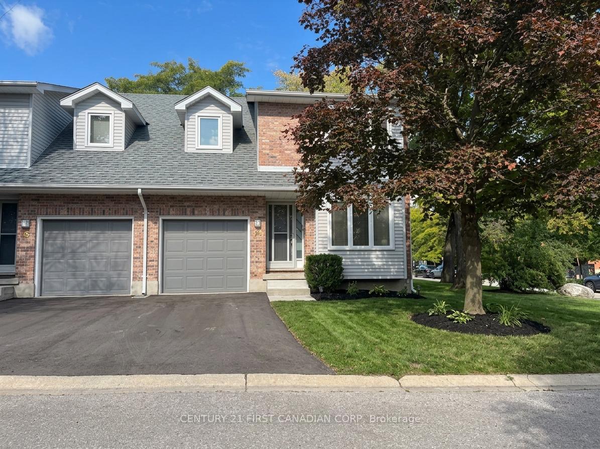 Front of Unit 14, 189 Homestead Crescent