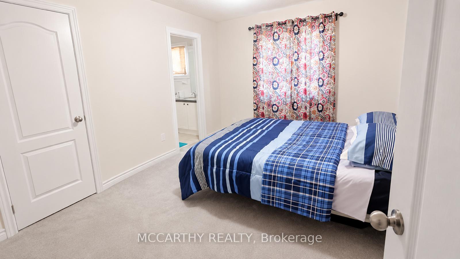 Photo 15 of 857 O'Reilly Crescent, Shelburne — HOMEH