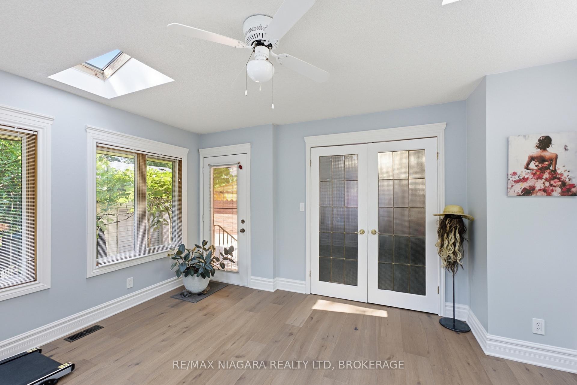 Photo 9 of 11 Richelieu Drive, St. Catharines, Vine/Linwell — HOMEH