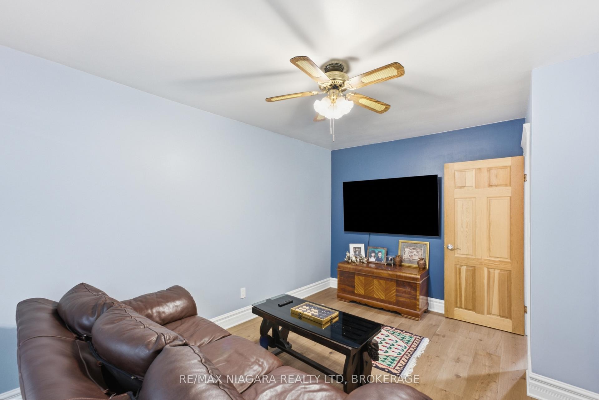 Photo 10 of 11 Richelieu Drive, St. Catharines, Vine/Linwell — HOMEH