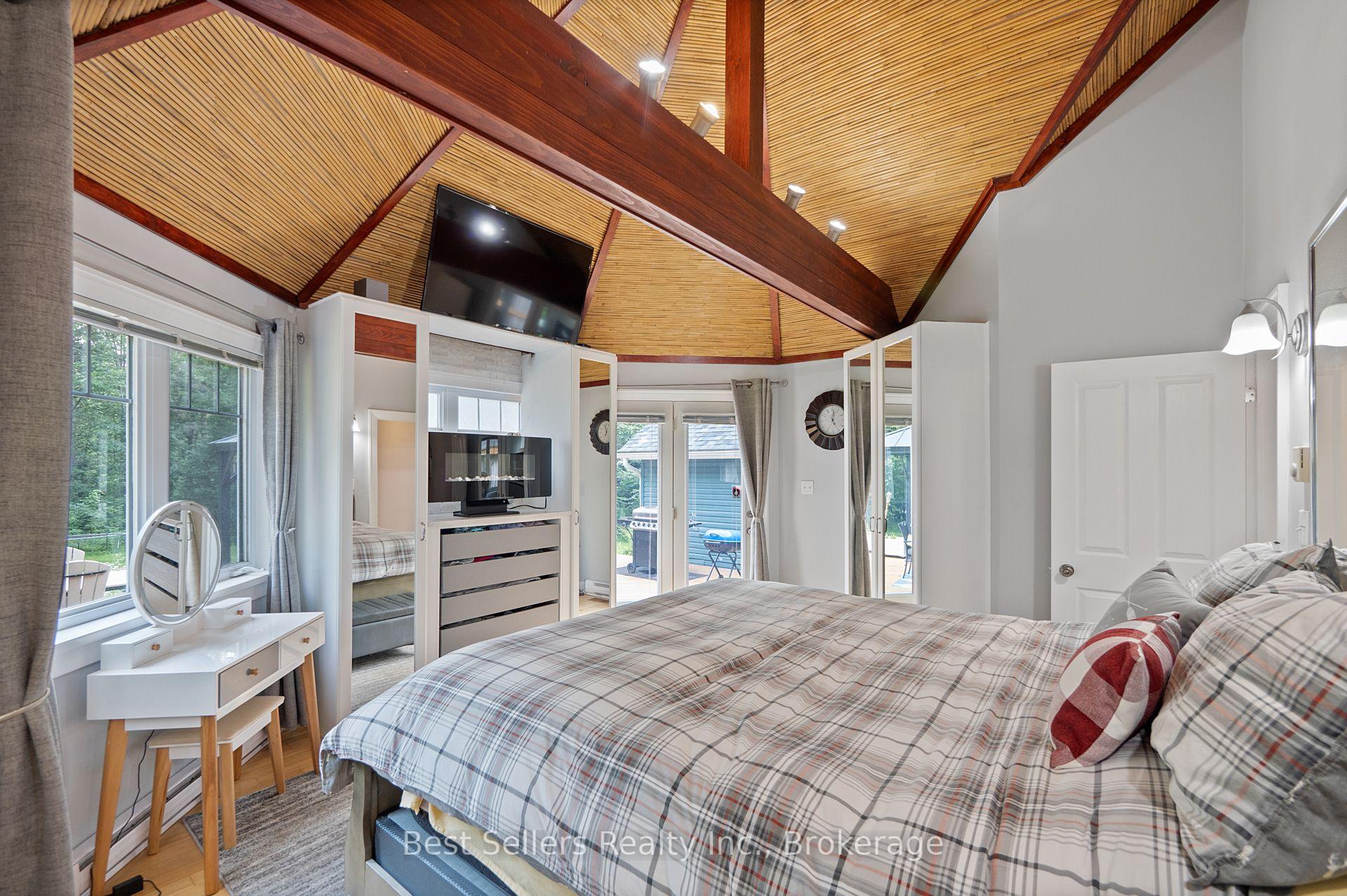 Photo 17 of 1622 Houseys Rapids Road, Gravenhurst, Ryde — HOMEH