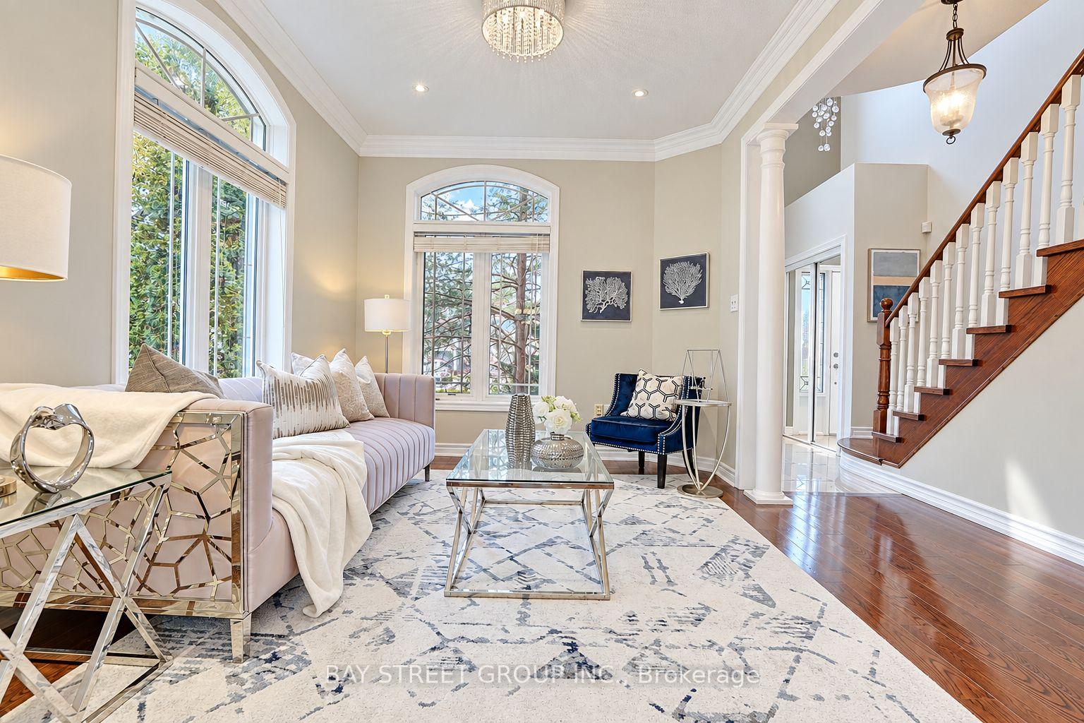 Photo 6 of 207 Farmstead Road, Richmond Hill, Rouge Woods — HOMEH