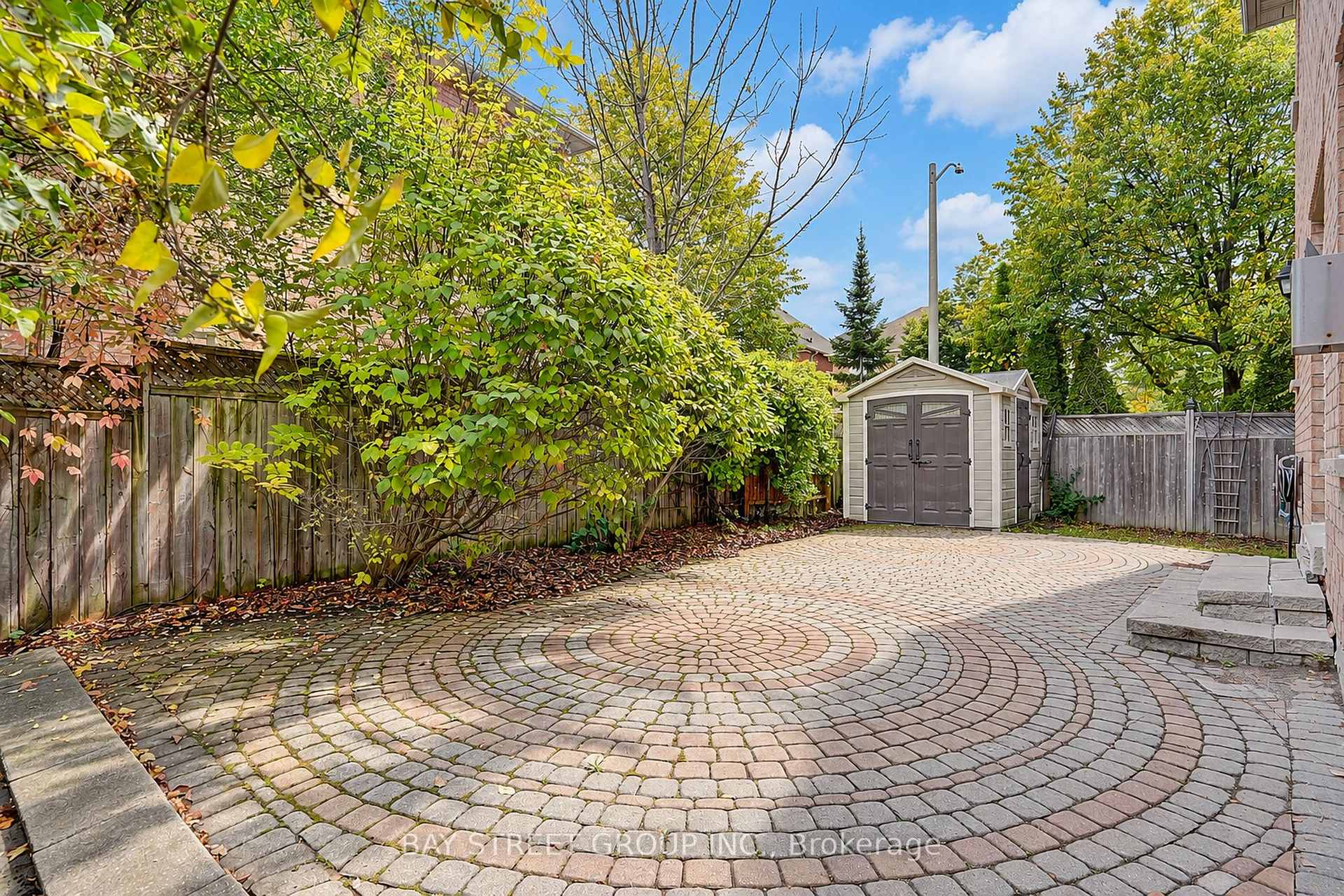 Photo 45 of 207 Farmstead Road, Richmond Hill, Rouge Woods — HOMEH