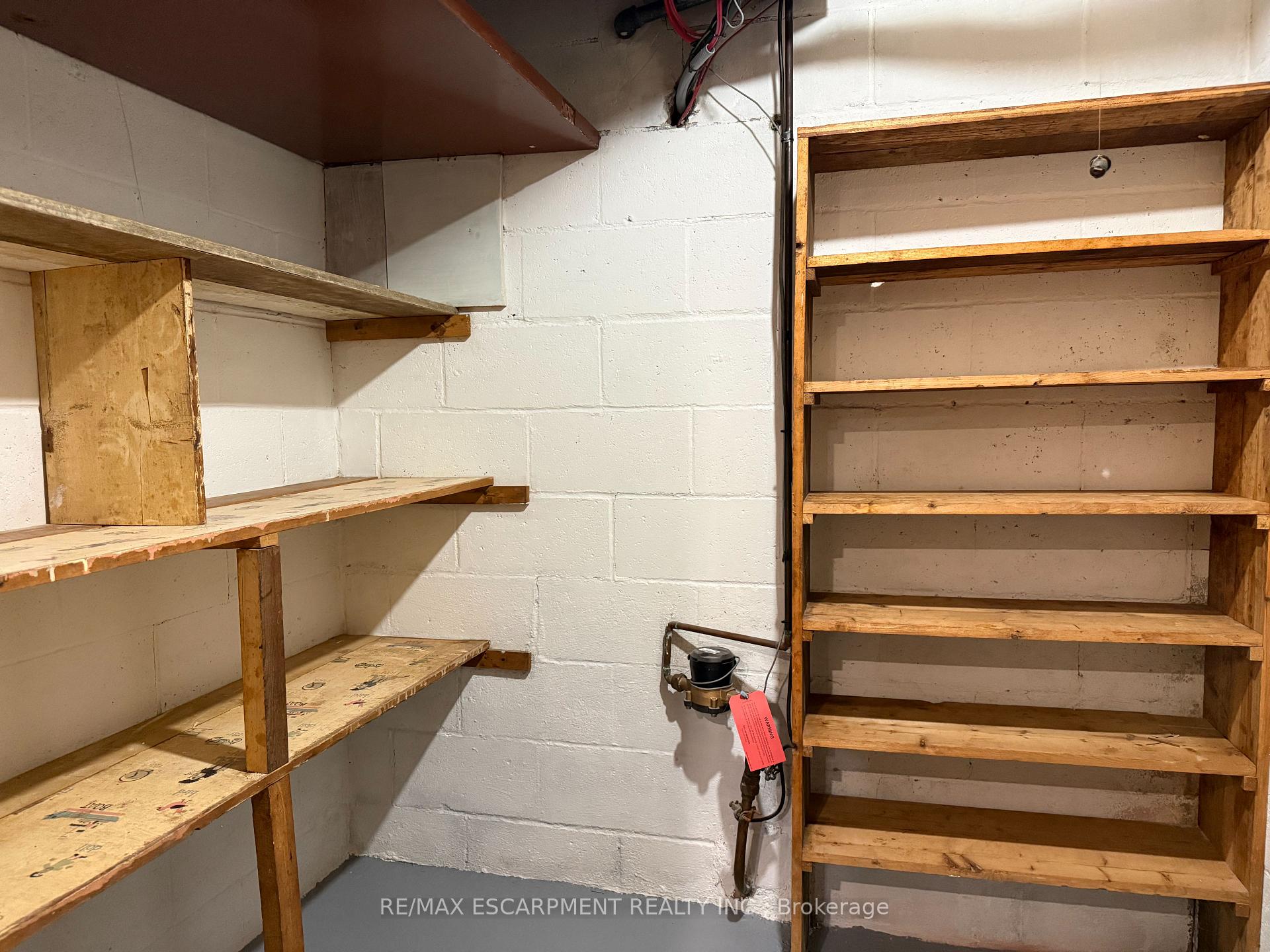 Photo 16 of Unit Basement, 904 Maple Avenue, Hamilton, Bartonville — HOMEH