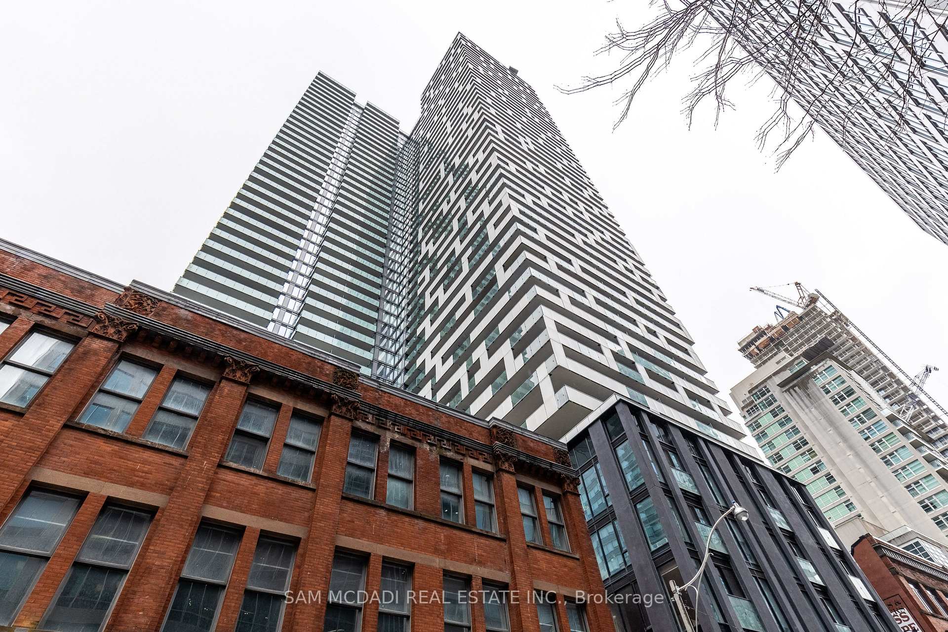 Photo of Unit 3608, 20 Lombard Street