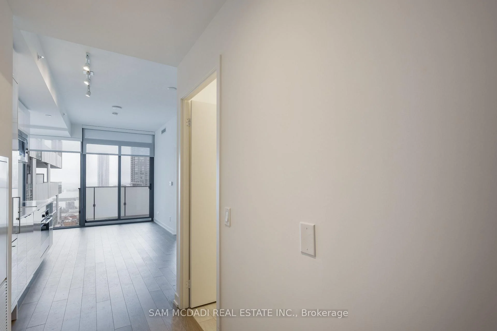 Photo 3 of Unit 3608, 20 Lombard Street, Toronto, Church-Yonge Corridor — HOMEH