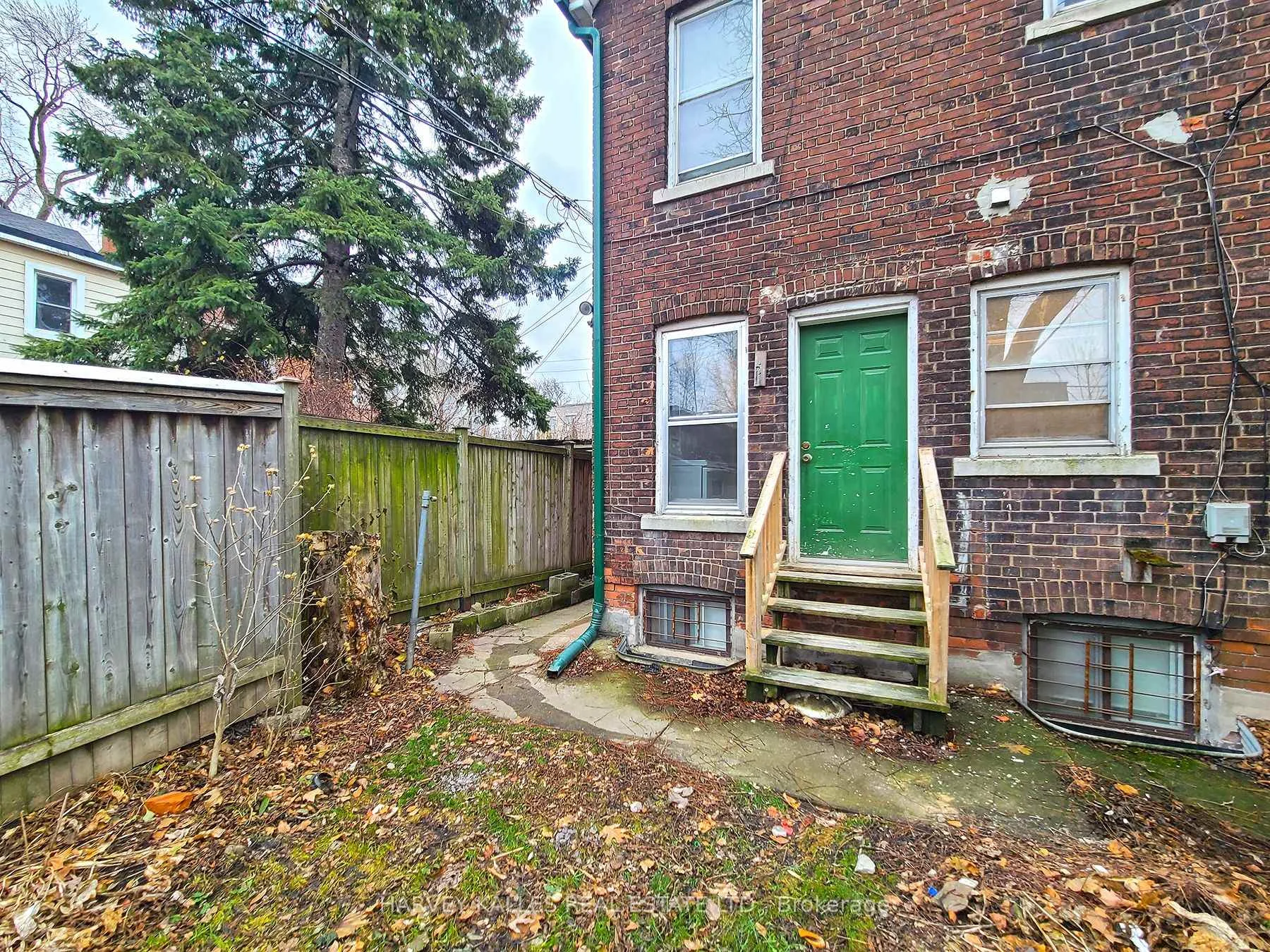 Photo 15 of Unit Main, 1450 Dundas Street E, Toronto, South Riverdale — HOMEH