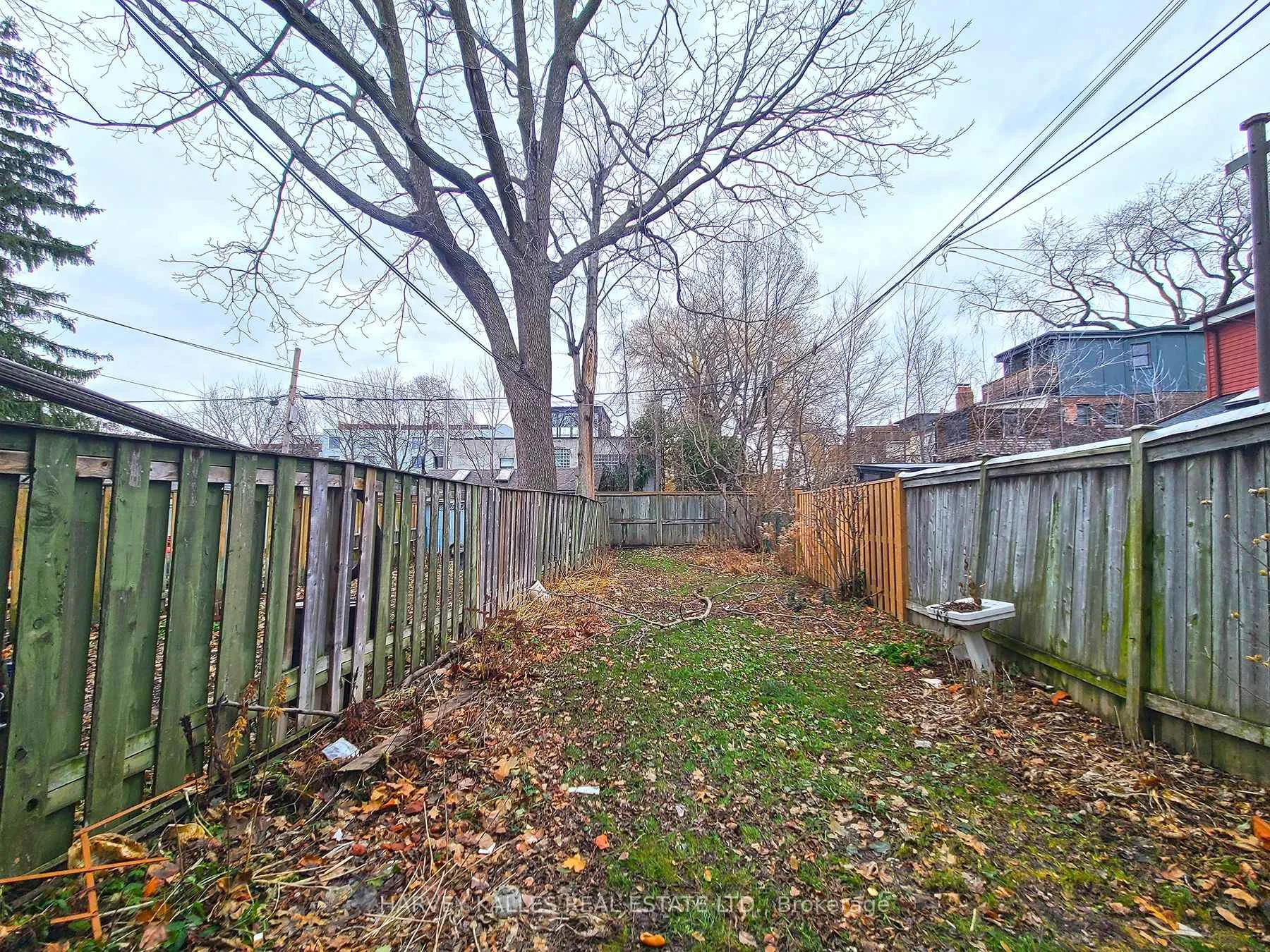 Photo 17 of Unit Main, 1450 Dundas Street E, Toronto, South Riverdale — HOMEH