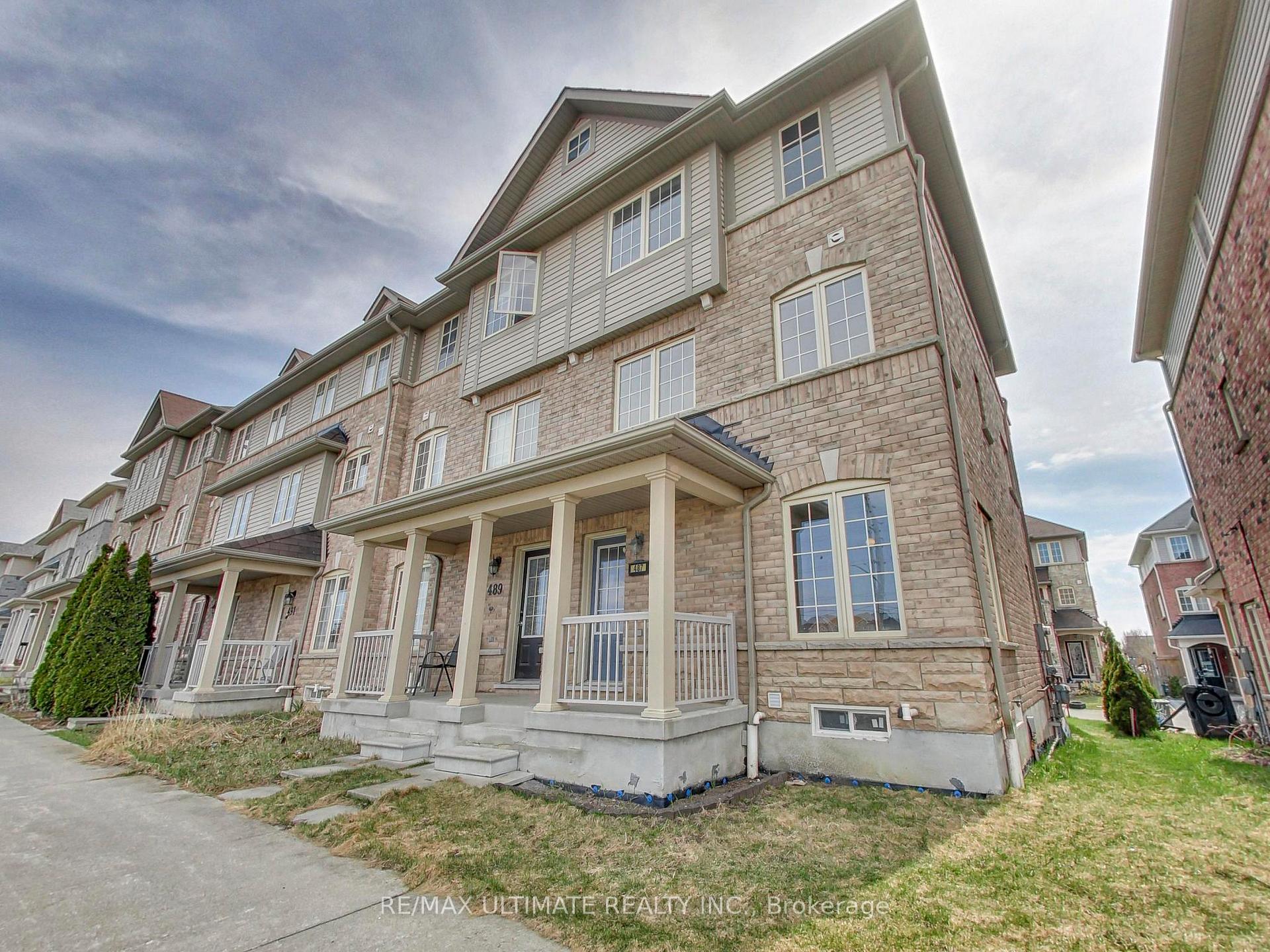 Photo 2 of 487 Rossland Road E, Ajax, Central East — HOMEH