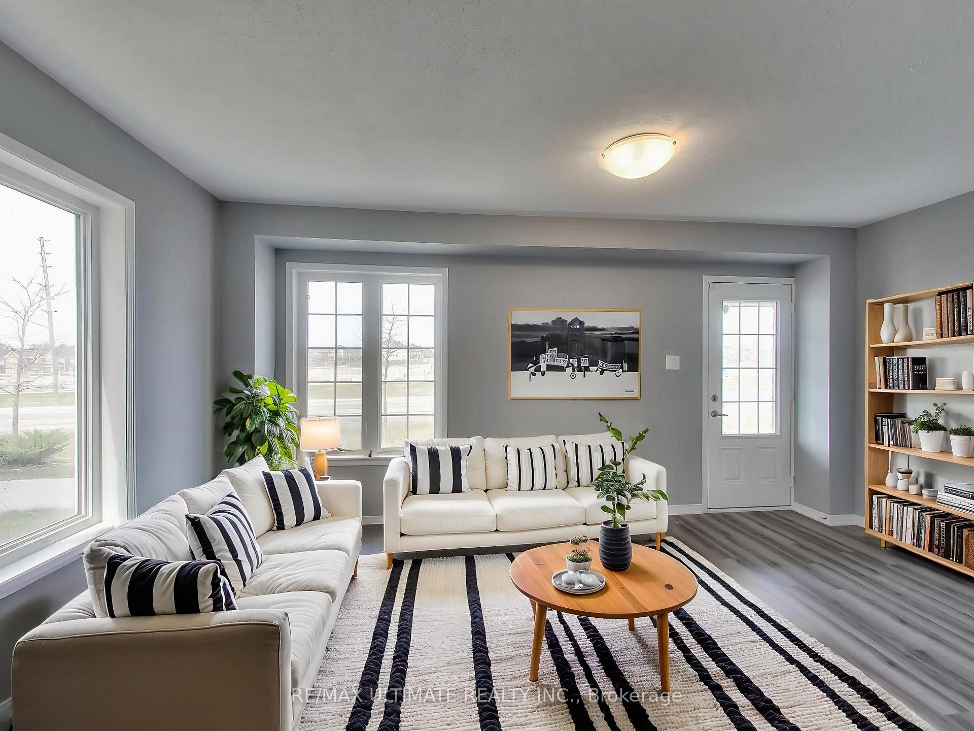 Photo 4 of 487 Rossland Road E, Ajax, Central East — HOMEH