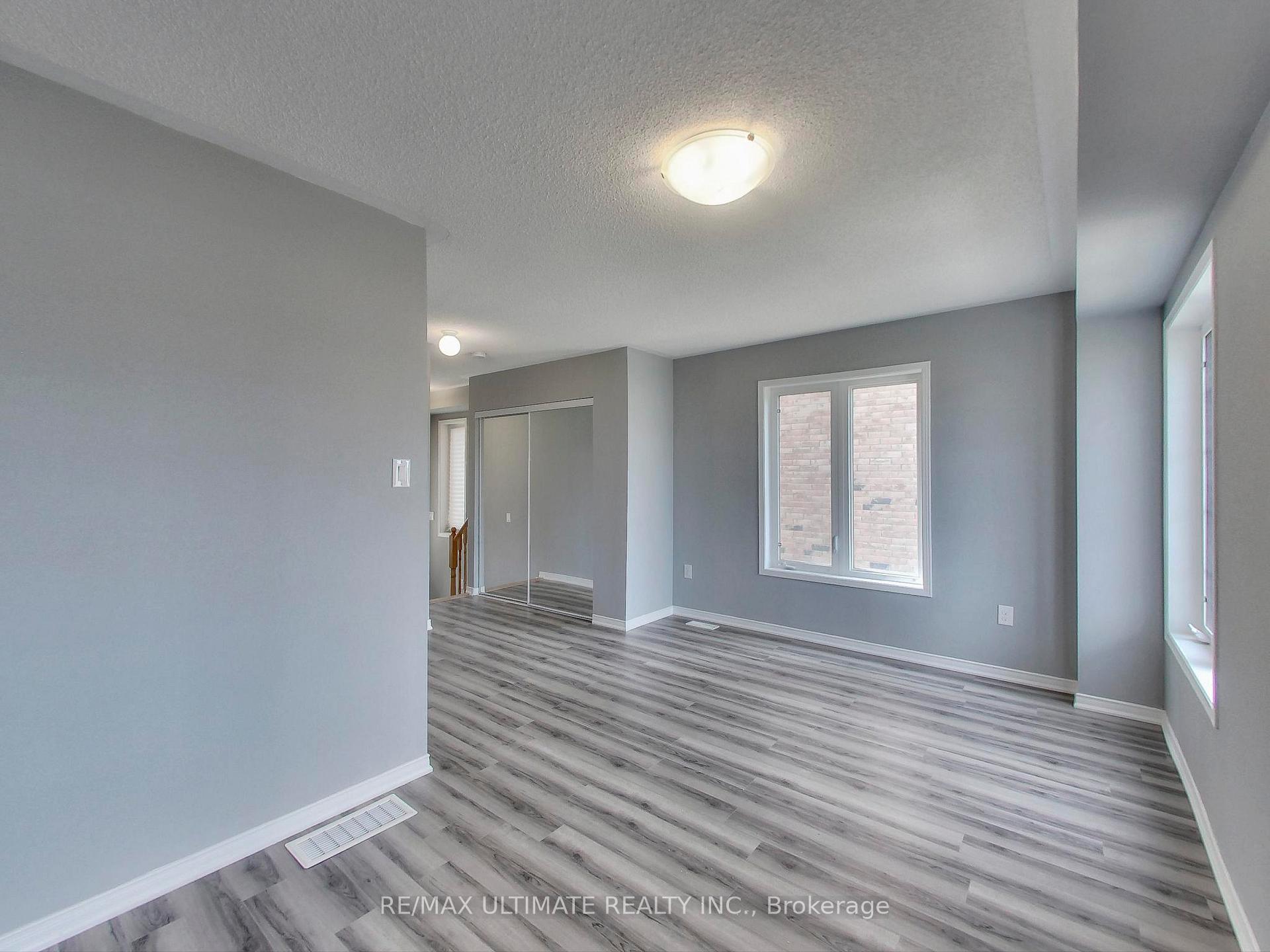 Photo 7 of 487 Rossland Road E, Ajax, Central East — HOMEH