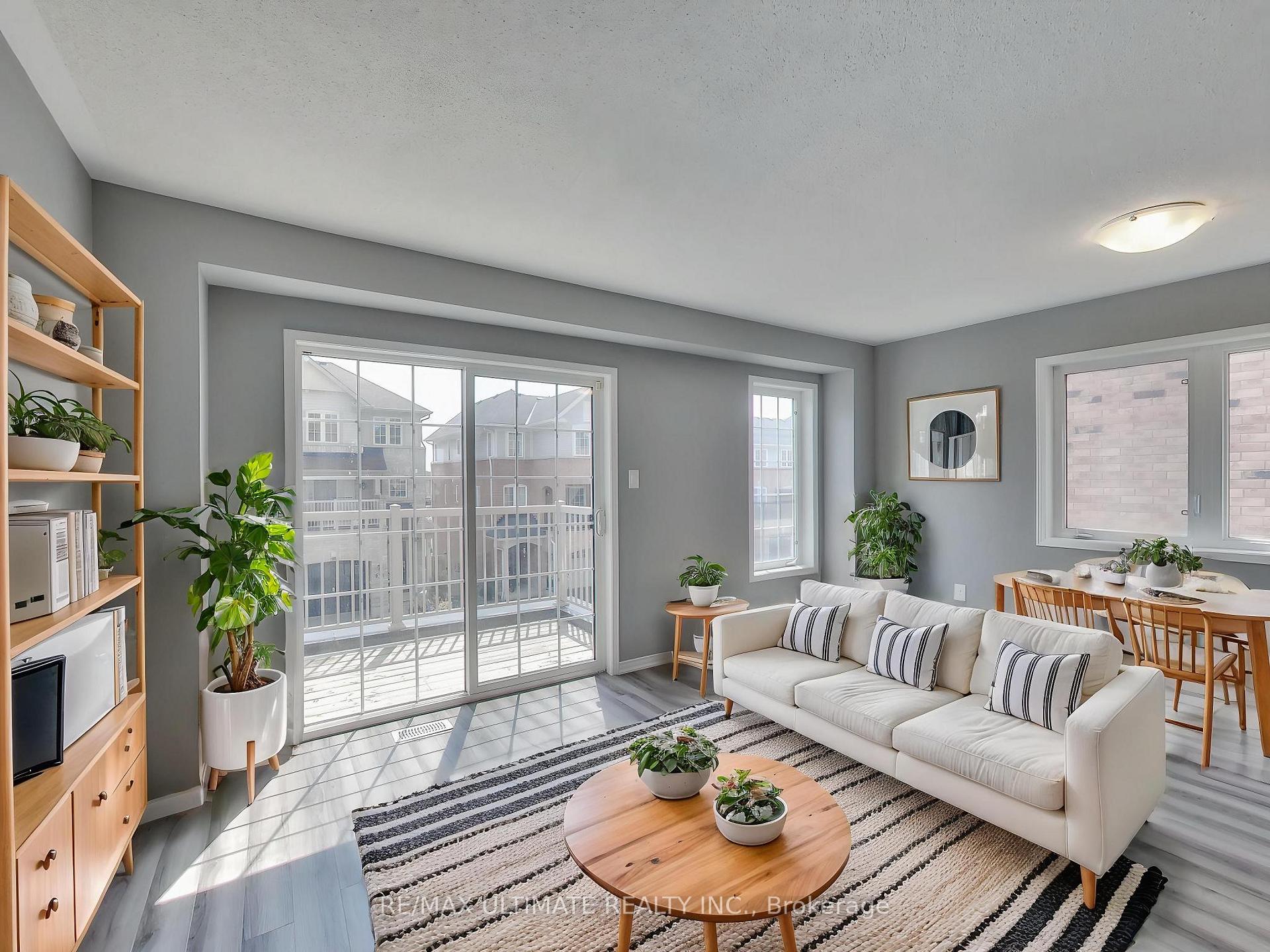 Photo 10 of 487 Rossland Road E, Ajax, Central East — HOMEH