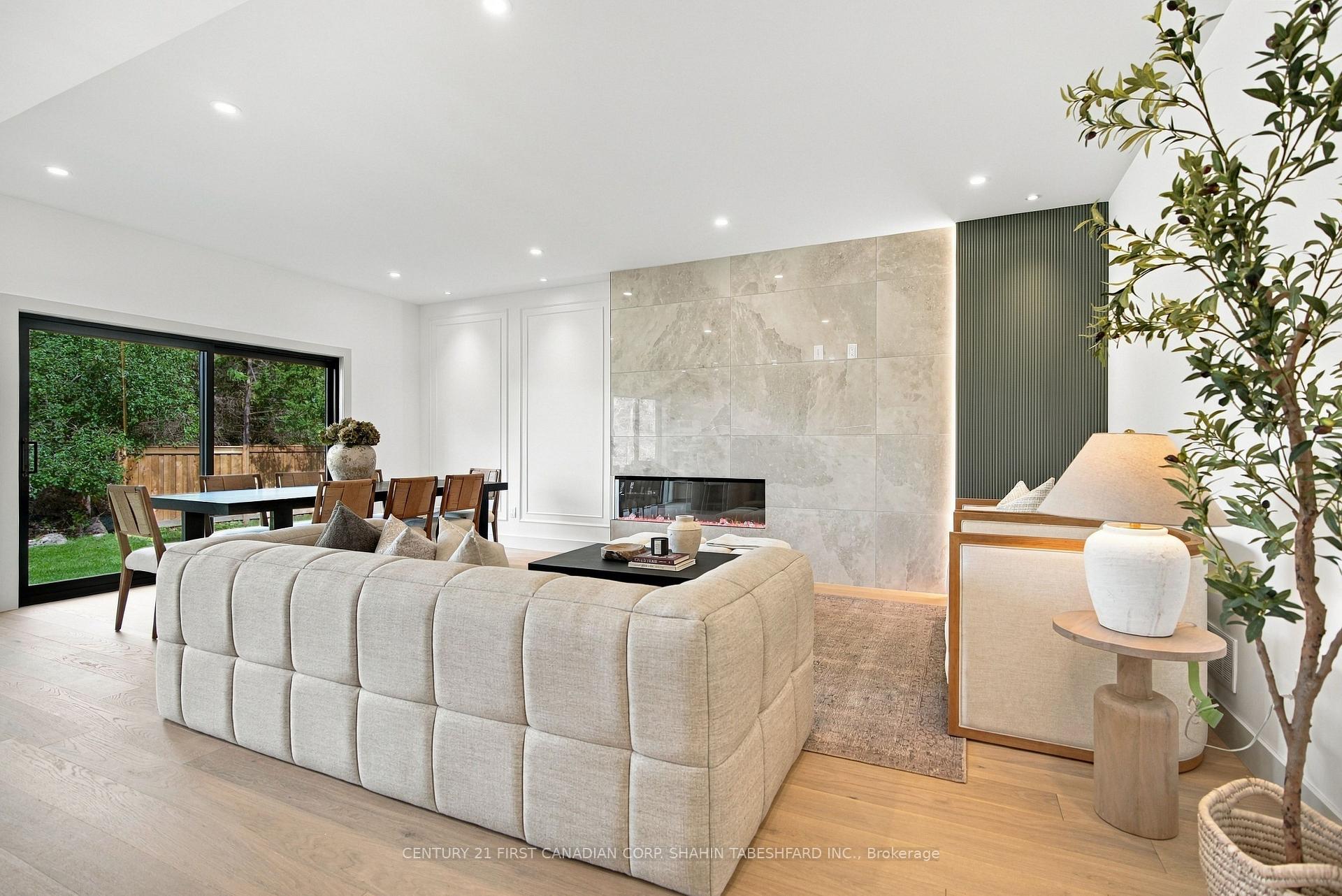 Photo 10 of 216 Knott Drive, London, South W — HOMEH