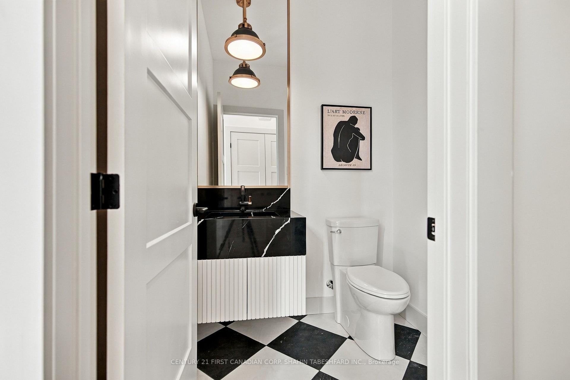Photo 28 of 216 Knott Drive, London, South W — HOMEH