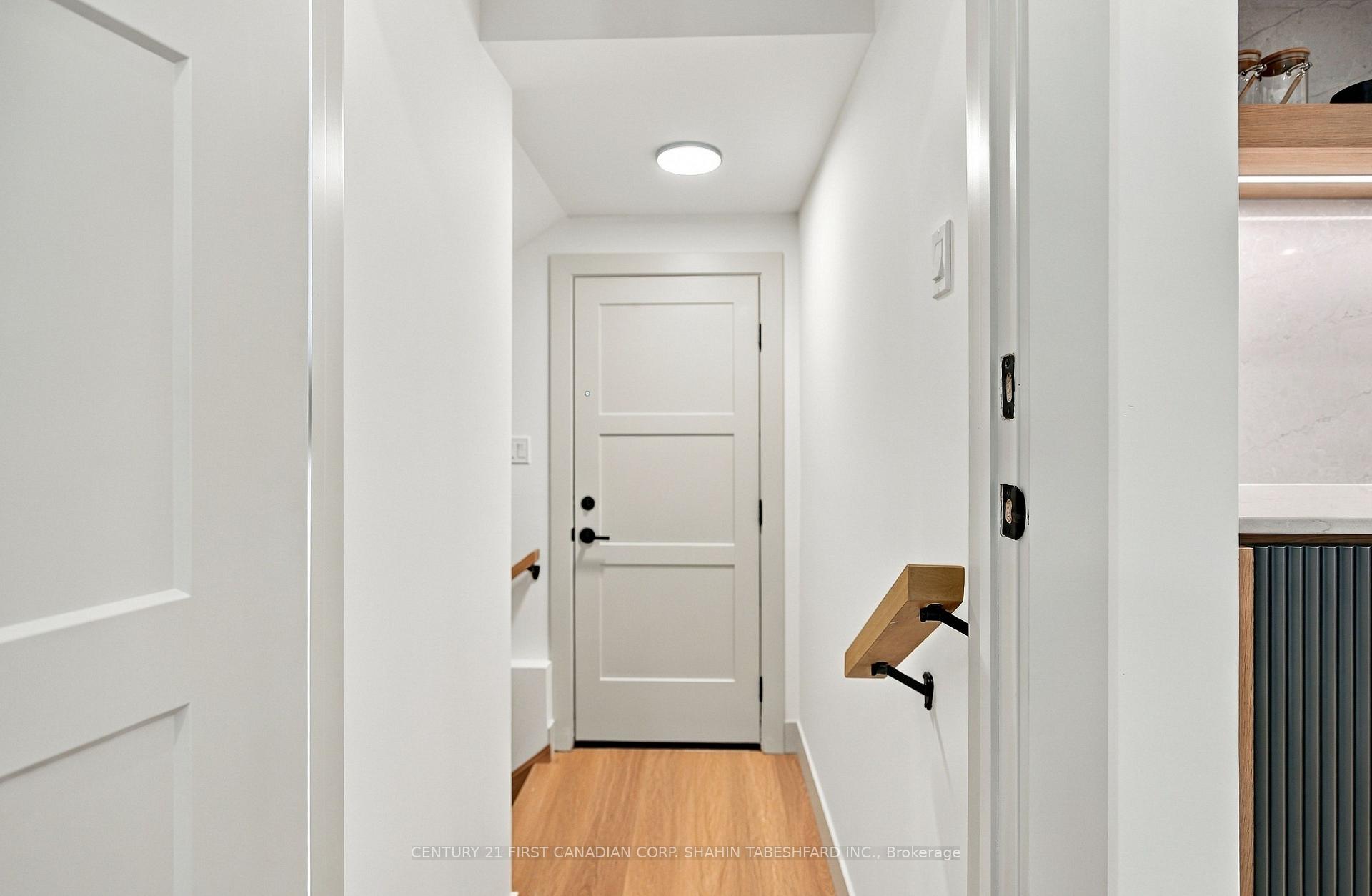 Photo 39 of 216 Knott Drive, London, South W — HOMEH
