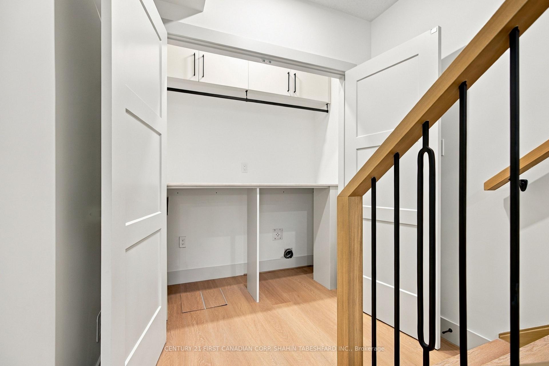 Photo 45 of 216 Knott Drive, London, South W — HOMEH
