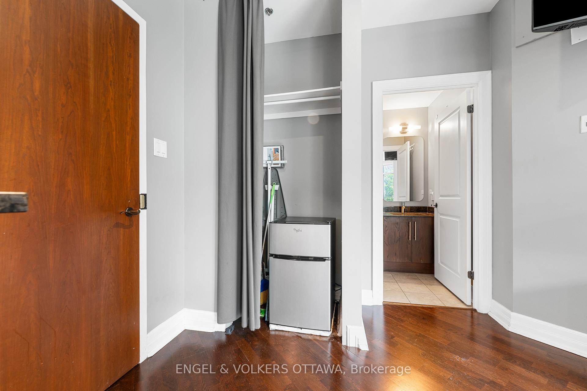 Photo 11 of Unit 102, 320 Mcleod Street, Ottawa, Ottawa Centre — HOMEH