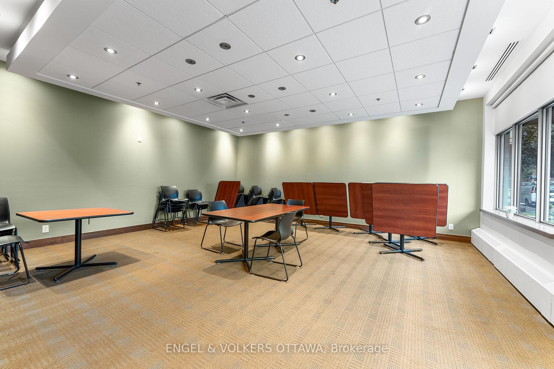 Photo 17 of Unit 102, 320 Mcleod Street, Ottawa, Ottawa Centre — HOMEH
