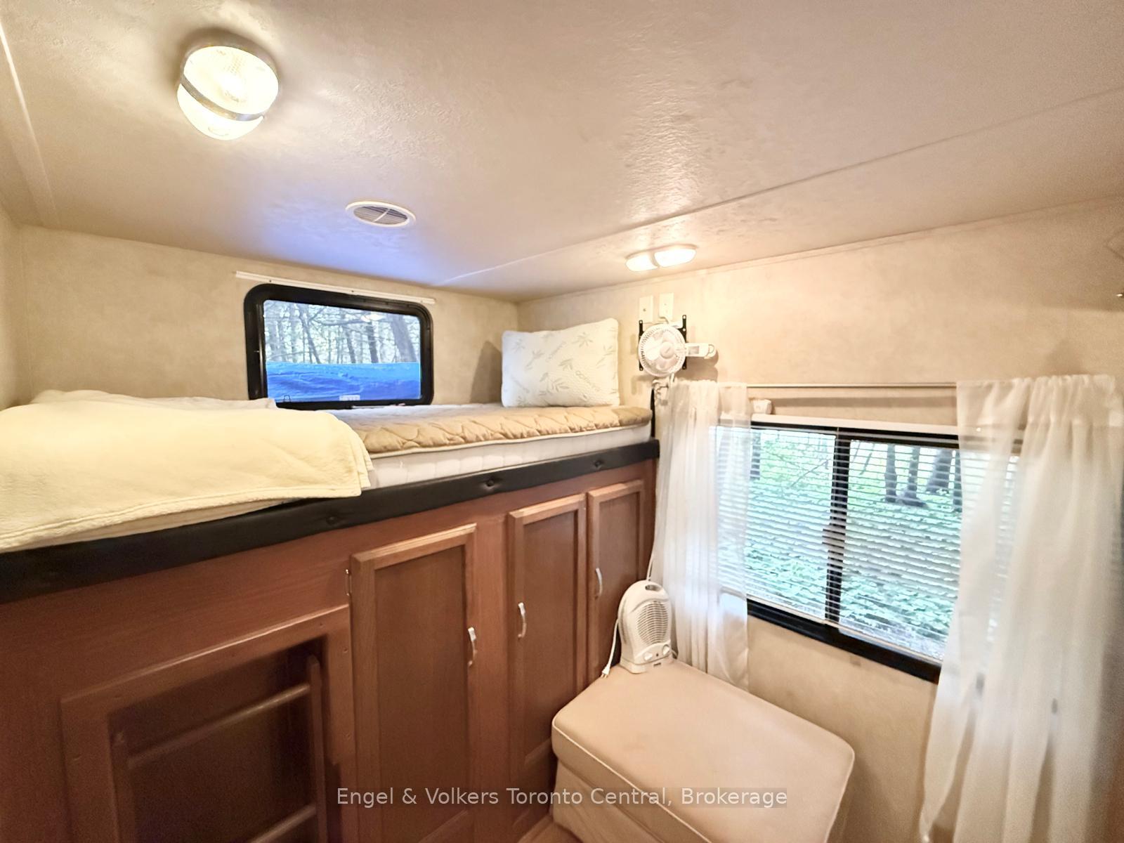 Photo 15 of Unit C 8, 7489 Sideroad 5 E, Wellington North, Rural Wellington North — HOMEH