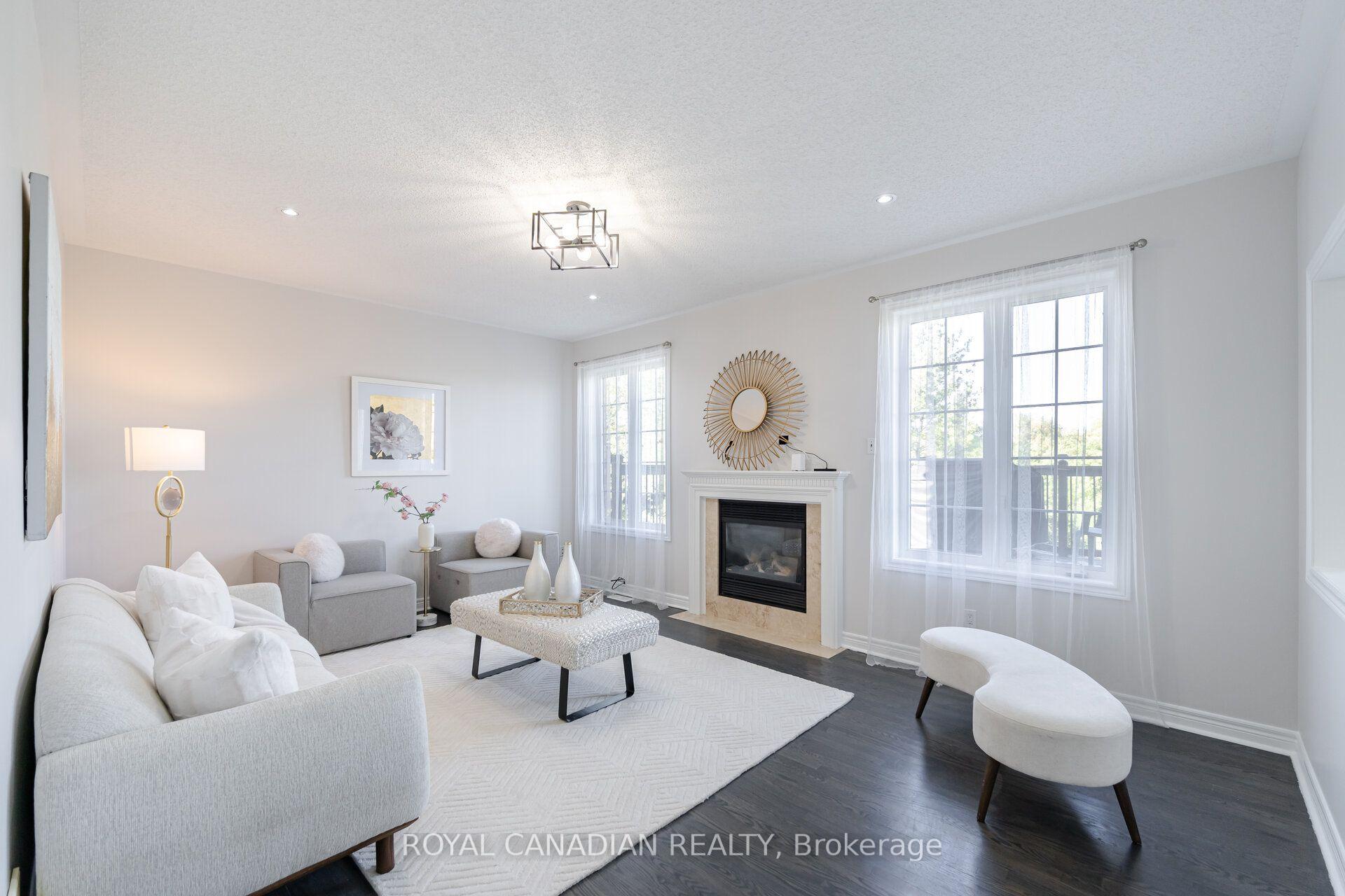 Photo 18 of 33 Rubysilver Drive, Brampton, Vales of Castlemore — HOMEH
